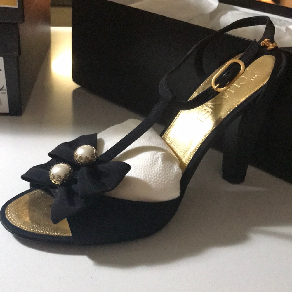 Shoes - Picture 1 of 6